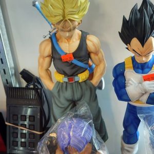 Unlimited Studio Dragon Ball Z Trunks & Vegeta 1/6 Scale Figures w/ interchangeable heads